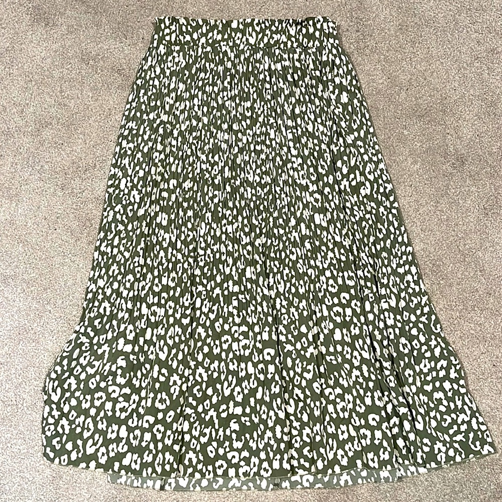 High Waist Pleaded Skirt
